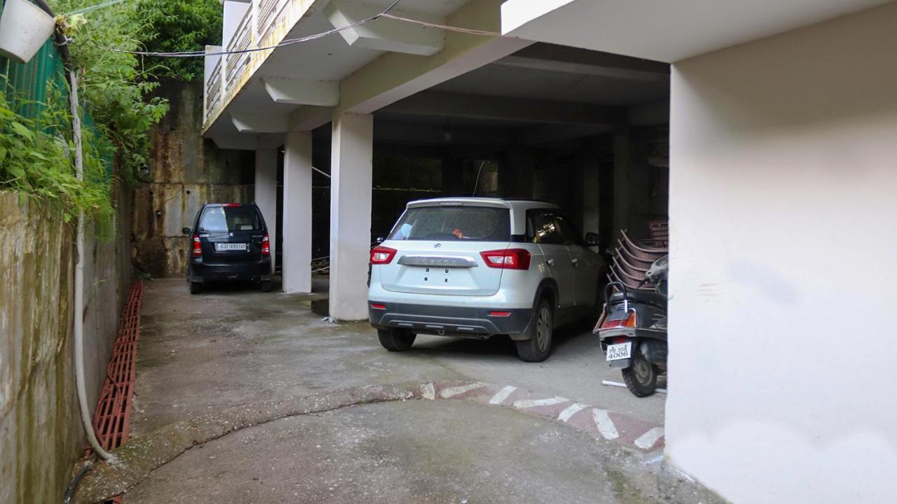 Ak Continental - Mcleodganj Otel Dharamshala Dış mekan fotoğraf