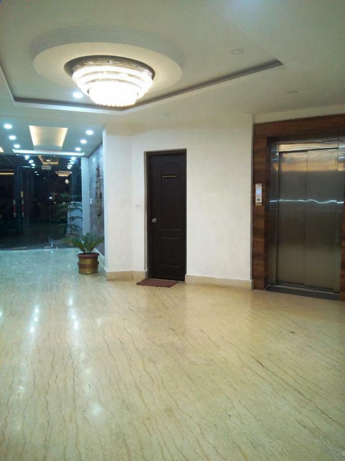 Ak Continental - Mcleodganj Otel Dharamshala Dış mekan fotoğraf