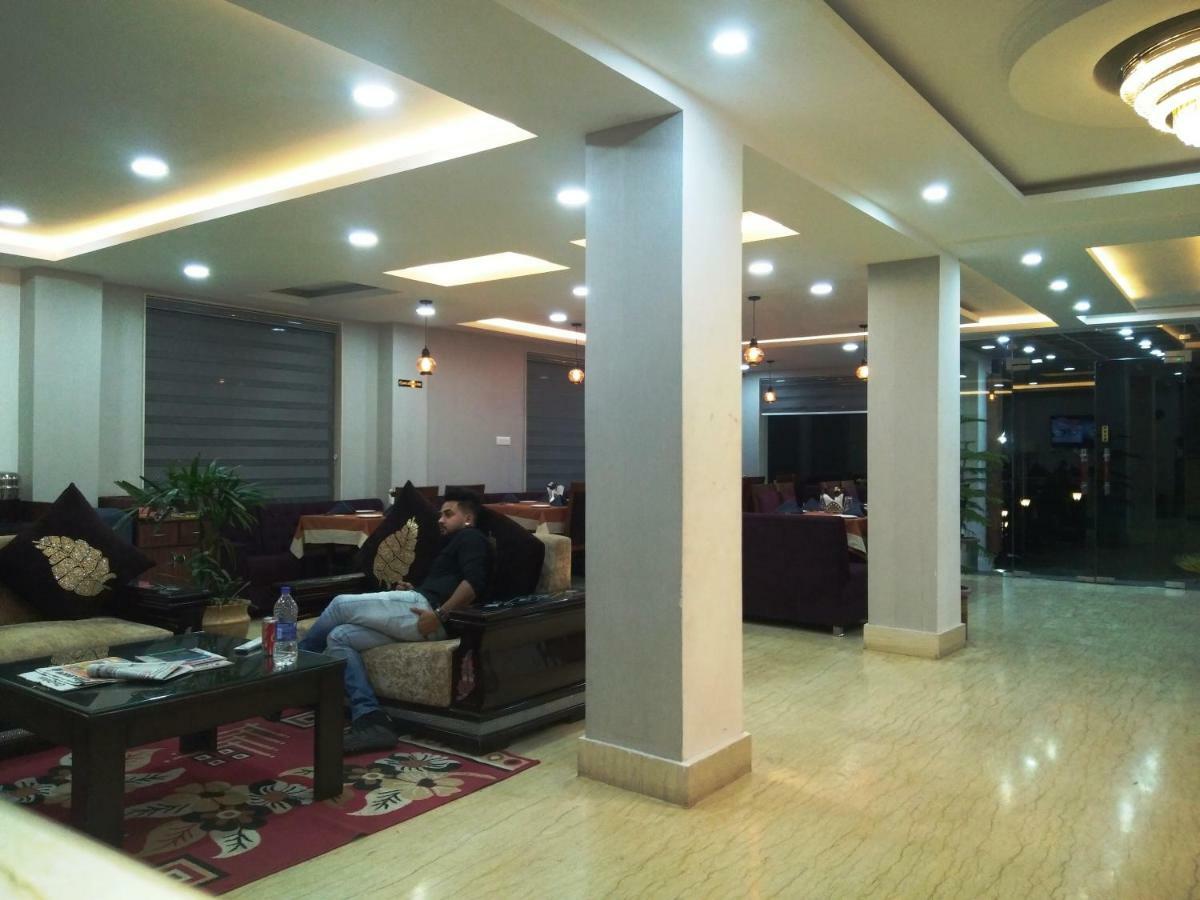 Ak Continental - Mcleodganj Otel Dharamshala Dış mekan fotoğraf