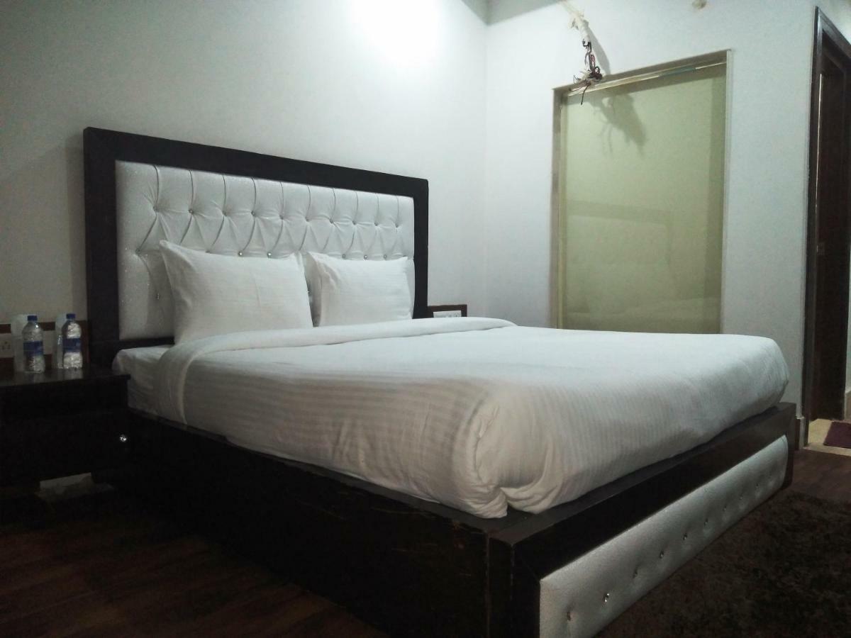 Ak Continental - Mcleodganj Otel Dharamshala Dış mekan fotoğraf